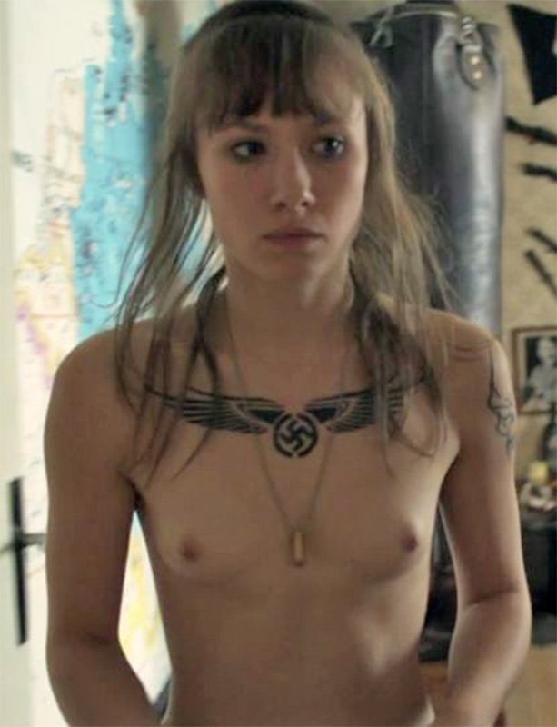 Алина Левшин nude pics.