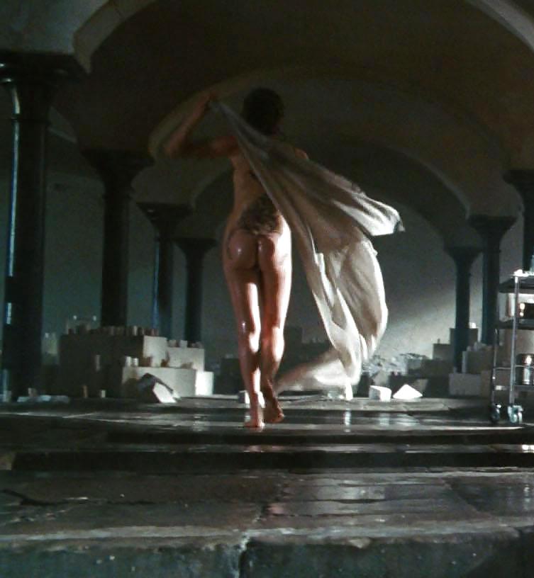 Анджелина Джоли nude pics.