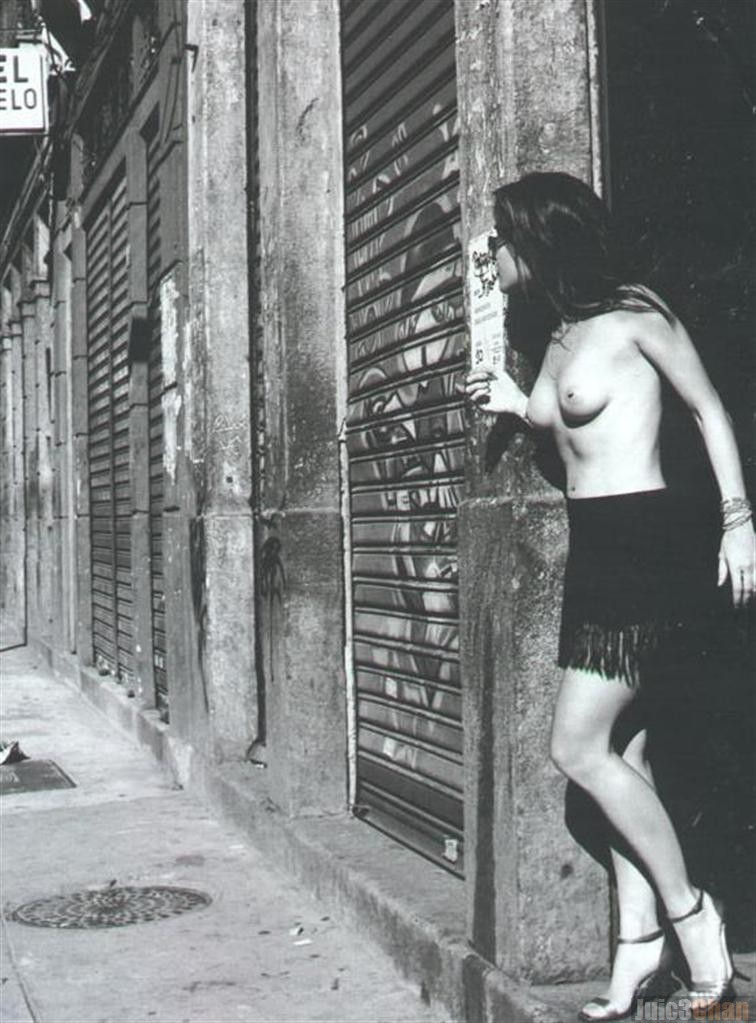 Алессандра Negrini nude pics.