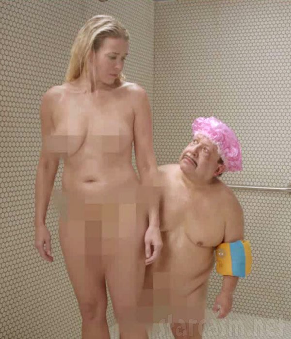 Челси Хэндлер nude pics.