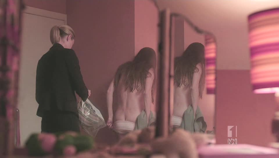 Карен Писториус nude pics.