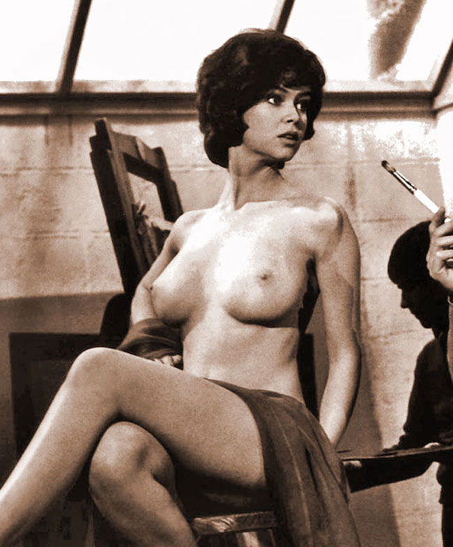 Габриэль Дрейк nude pics.
