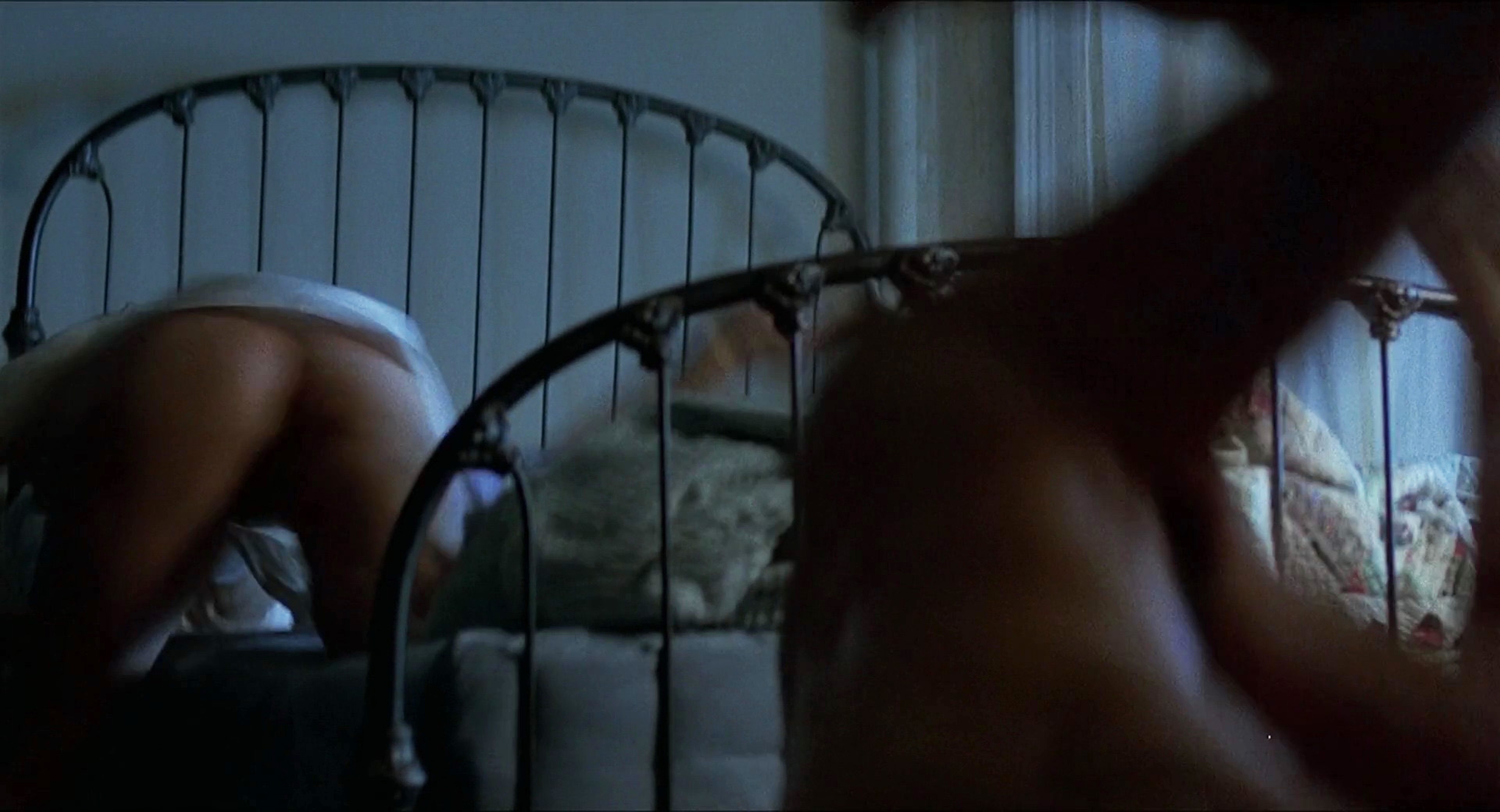 Джейми Ли Кертис nude pics.