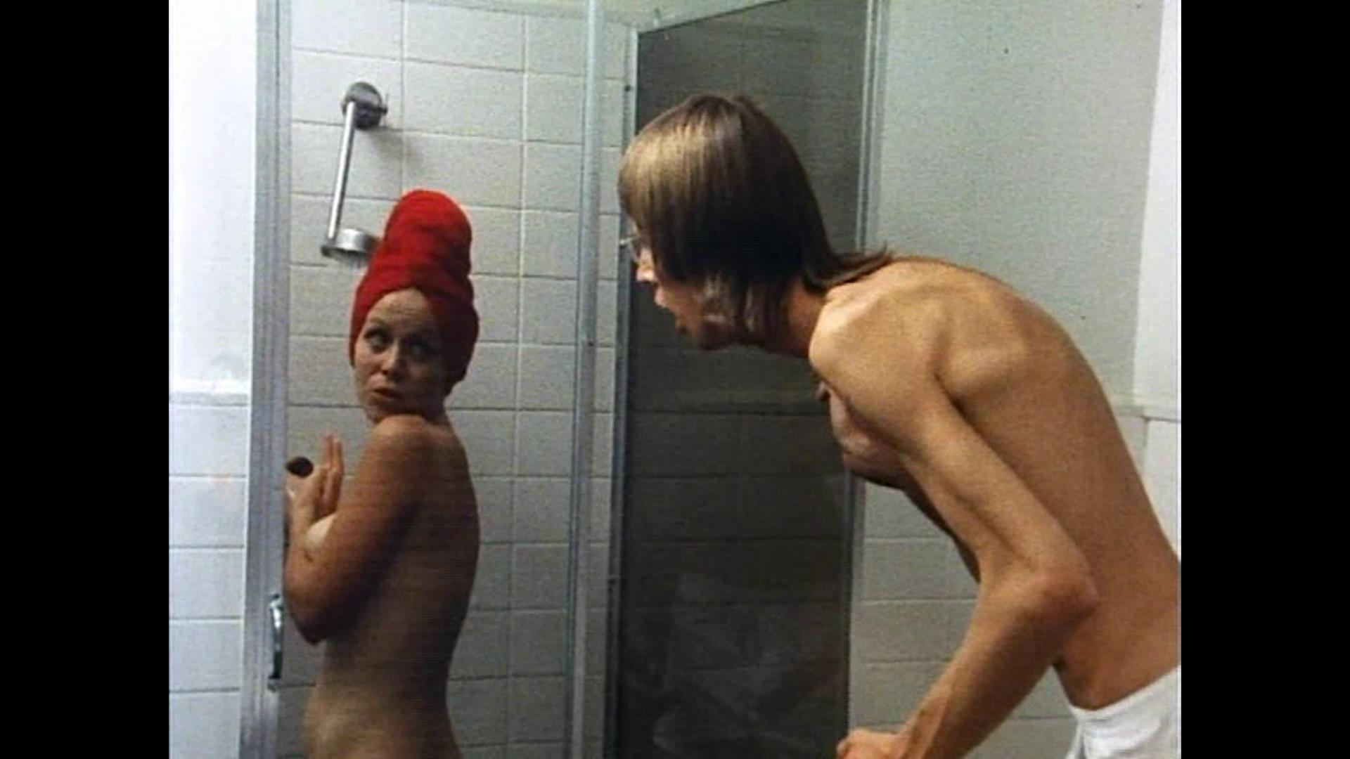 Джеки Уивер nude pics.
