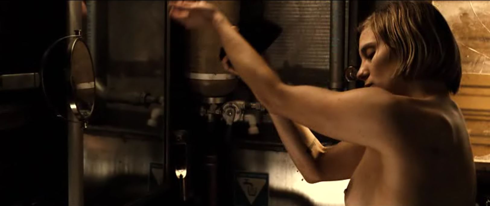 Riddick nude pics.