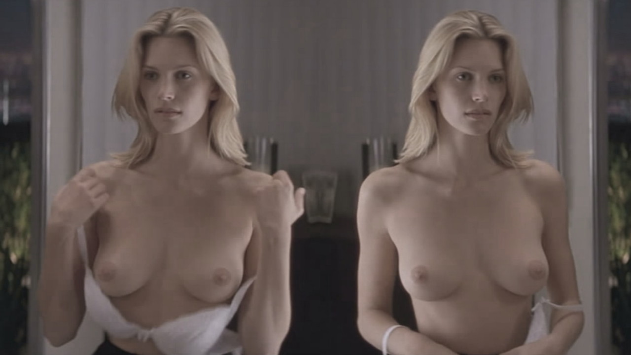 Наташа Хенстридж nude pics.