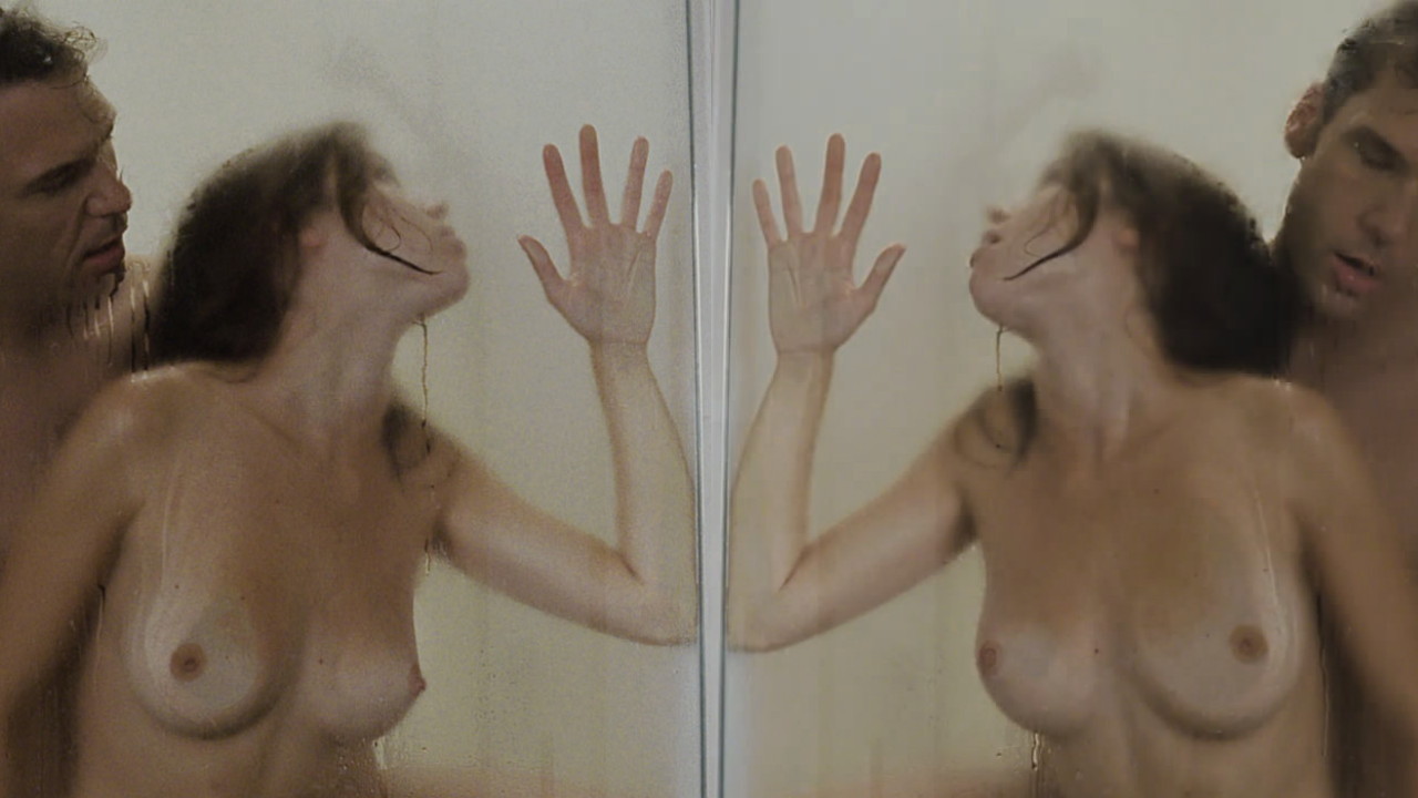 Сьюзан Маклеллэн nude pics.