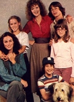 A New Kind of Family 1979 фильм обнаженные сцены