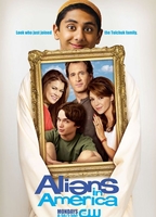 Aliens in America (2007-2008) Обнаженные сцены