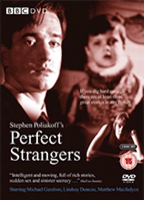 Perfect Strangers (2001) Обнаженные сцены
