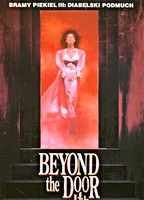 Beyond the Door III (1989) Обнаженные сцены