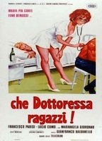 Che dottoressa ragazzi! (1976) Обнаженные сцены