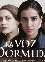 La Voz Dormida 2011 фильм обнаженные сцены