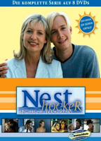 Nesthocker - Familie zu verschenken (1999-2002) Обнаженные сцены