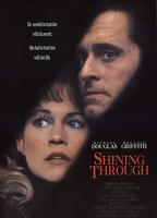 Shining Through (1992) Обнаженные сцены