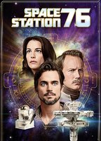 Space Station 76 обнаженные сцены в ТВ-шоу