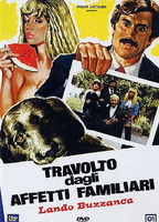 Travolto dagli affetti familiari (1978) Обнаженные сцены