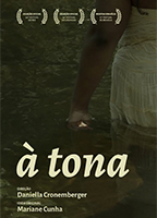 À Tona (2018) Обнаженные сцены