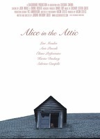 Alice in the Attic (2015) Обнаженные сцены