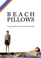 Beach Pillows (2014) Обнаженные сцены