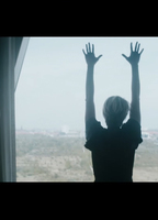 Between The Walls (music video) (2012) Обнаженные сцены