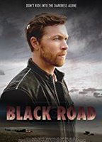 Black Road (2016) Обнаженные сцены