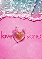 Celebrity Love Island (2005-2006) Обнаженные сцены