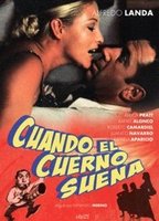 Cuando el cuerno suena (1975) Обнаженные сцены