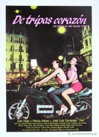 De tripas corazón (1985) Обнаженные сцены