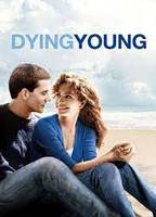 Dying Young (1991) Обнаженные сцены