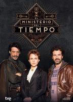 El Ministerio del tiempo (2015) Обнаженные сцены