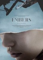 Embers (2015) Обнаженные сцены