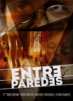 Entre Paredes (2018) Обнаженные сцены
