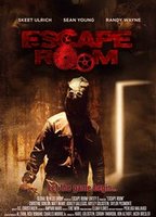 Escape Room (2017) Обнаженные сцены