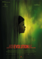 Évolution (2015) Обнаженные сцены