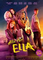 Featuring Ella (2022) Обнаженные сцены