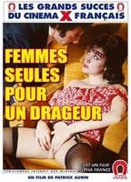 Femmes seules pour dragueurs (1982) Обнаженные сцены