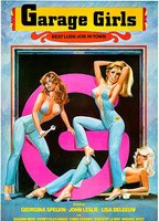 Garage Girls (1980) Обнаженные сцены