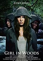 Girl in Woods (2016) Обнаженные сцены