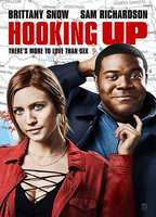 Hooking Up (2020) Обнаженные сцены
