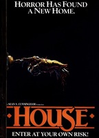 House (1985) Обнаженные сцены
