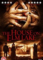 House on Elm Lake (2017) Обнаженные сцены
