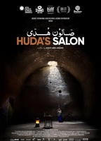 Huda's Salon (2021) Обнаженные сцены