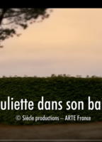 Juliette dans son bain (2022) Обнаженные сцены