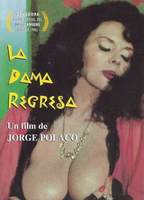 La dama regresa (1996) Обнаженные сцены