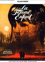 La femme enfant (1980) Обнаженные сцены