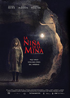 La niña de la mina (2016) Обнаженные сцены