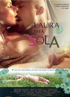 Laura está sola (2003) Обнаженные сцены