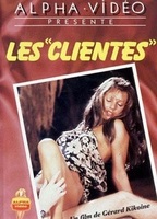 Les clientes (1982) Обнаженные сцены