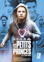 Les petits princes (2013) Обнаженные сцены
